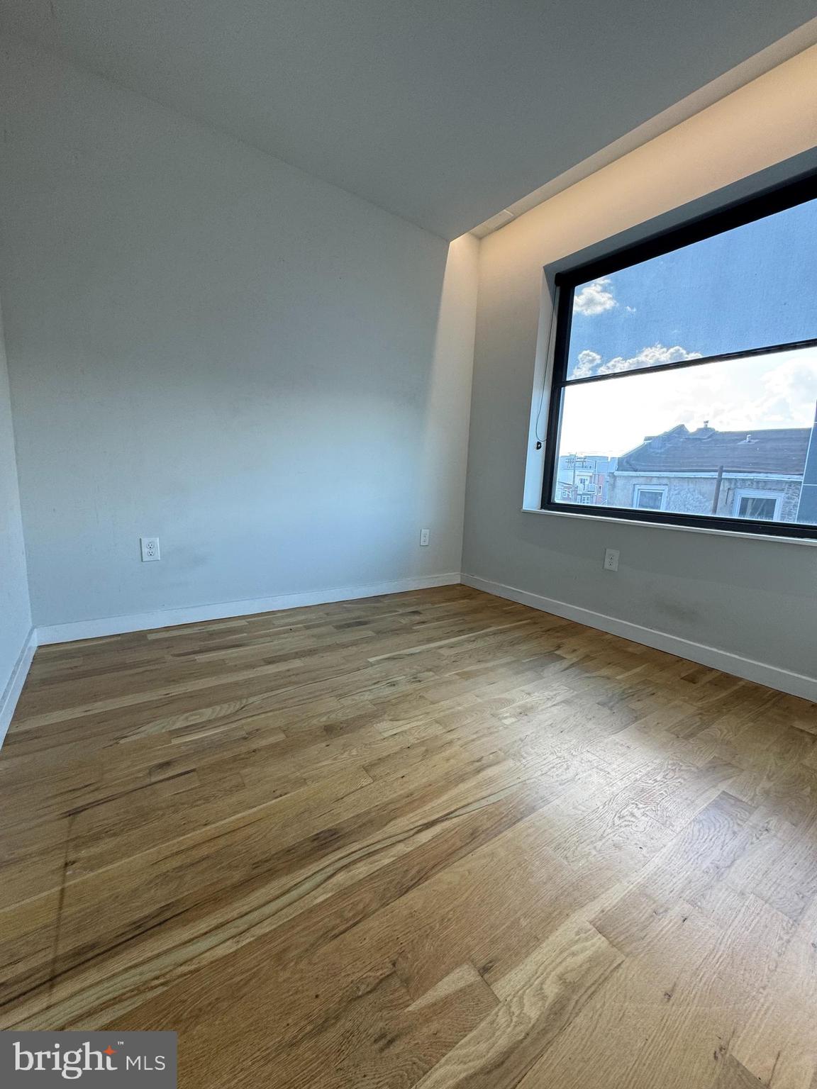 OLDE KENSINGTON - Residential