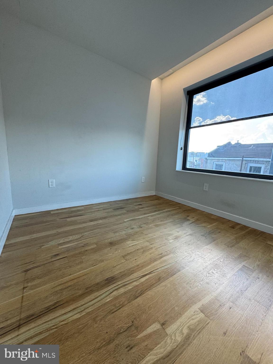 OLDE KENSINGTON - Residential