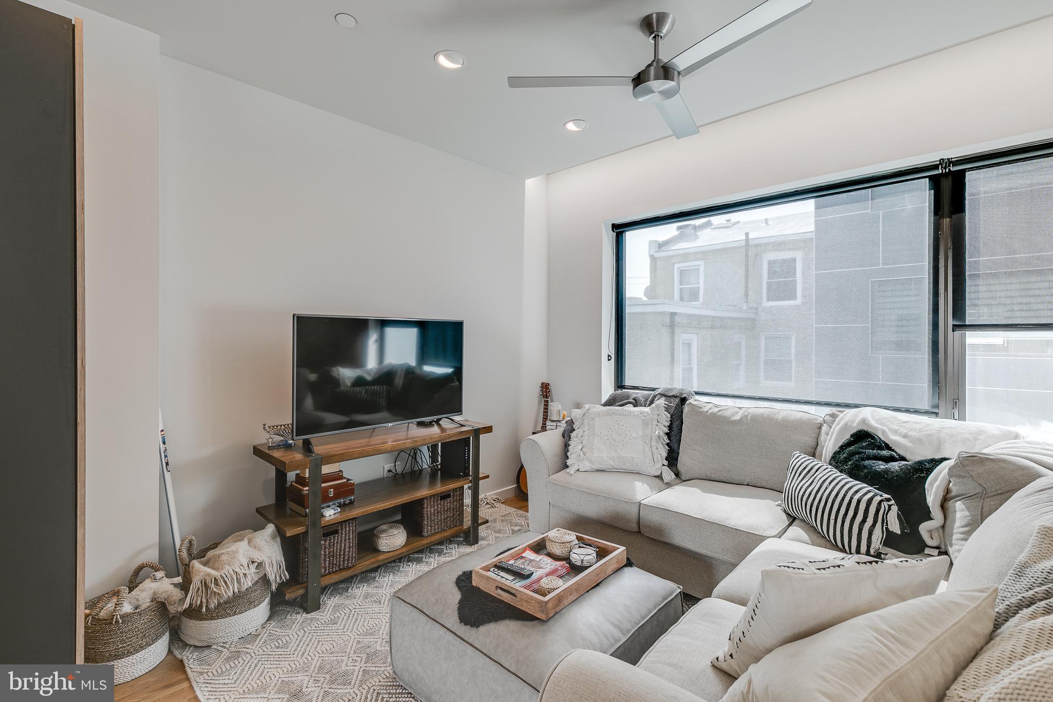 OLDE KENSINGTON - Residential