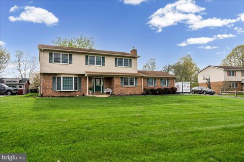 Homes For Sale - 18 Kimmie Court<br/> BEAR, DE 19701