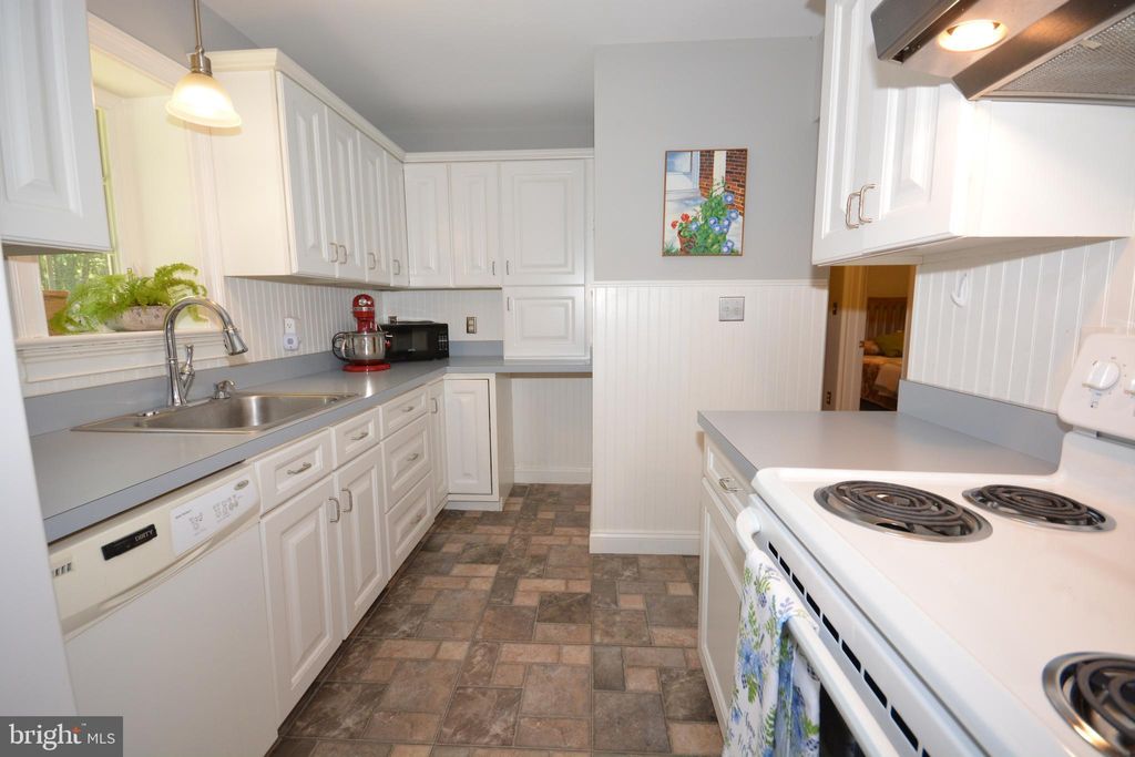 Photo of 915 SHREINER AVE, LANCASTER, PA 17601 (MLS # PALA2035326)