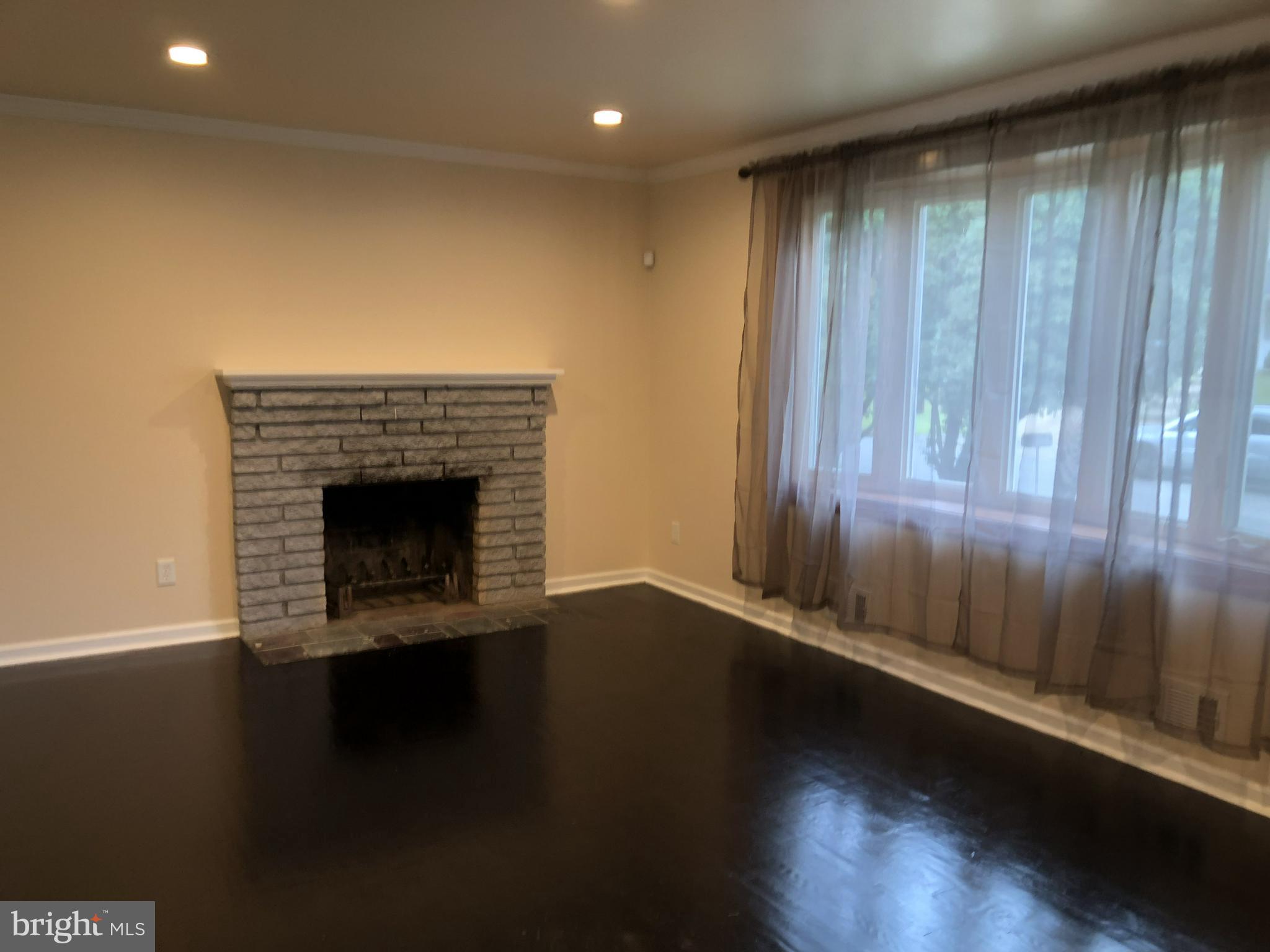 PINEHURST ESTATES - Residential