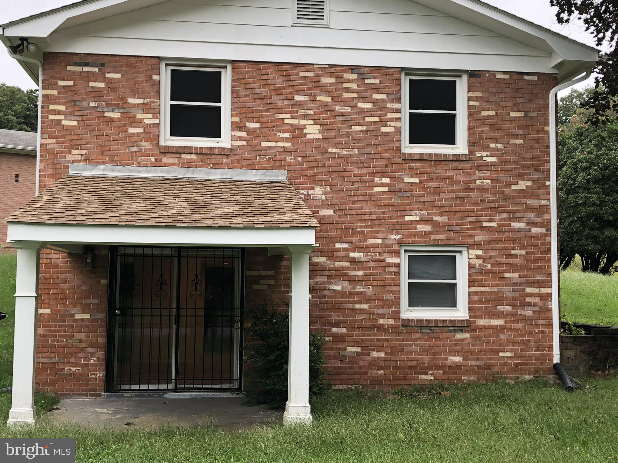 PINEHURST ESTATES - Residential