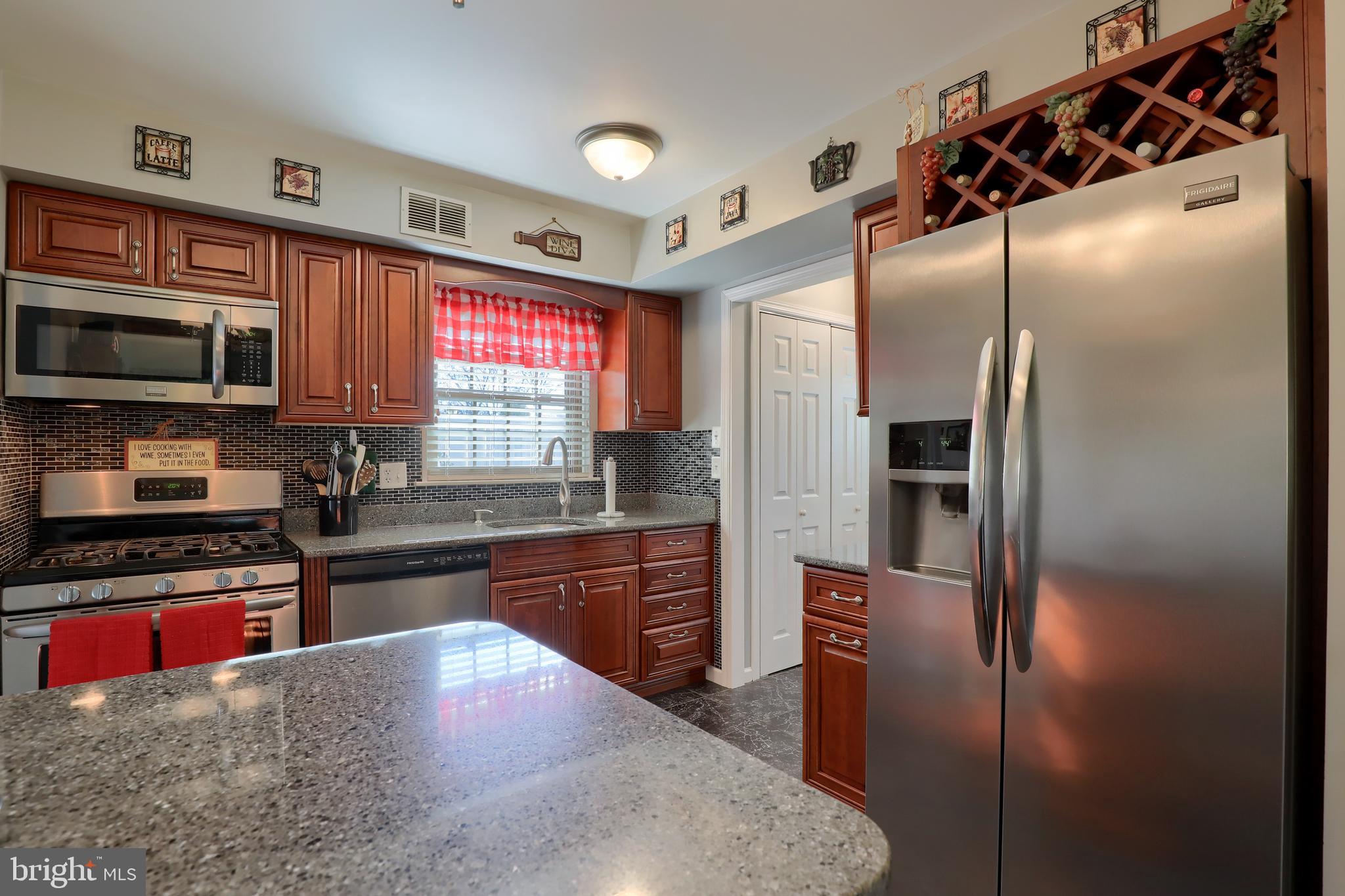 VALLEYBROOK - Residential