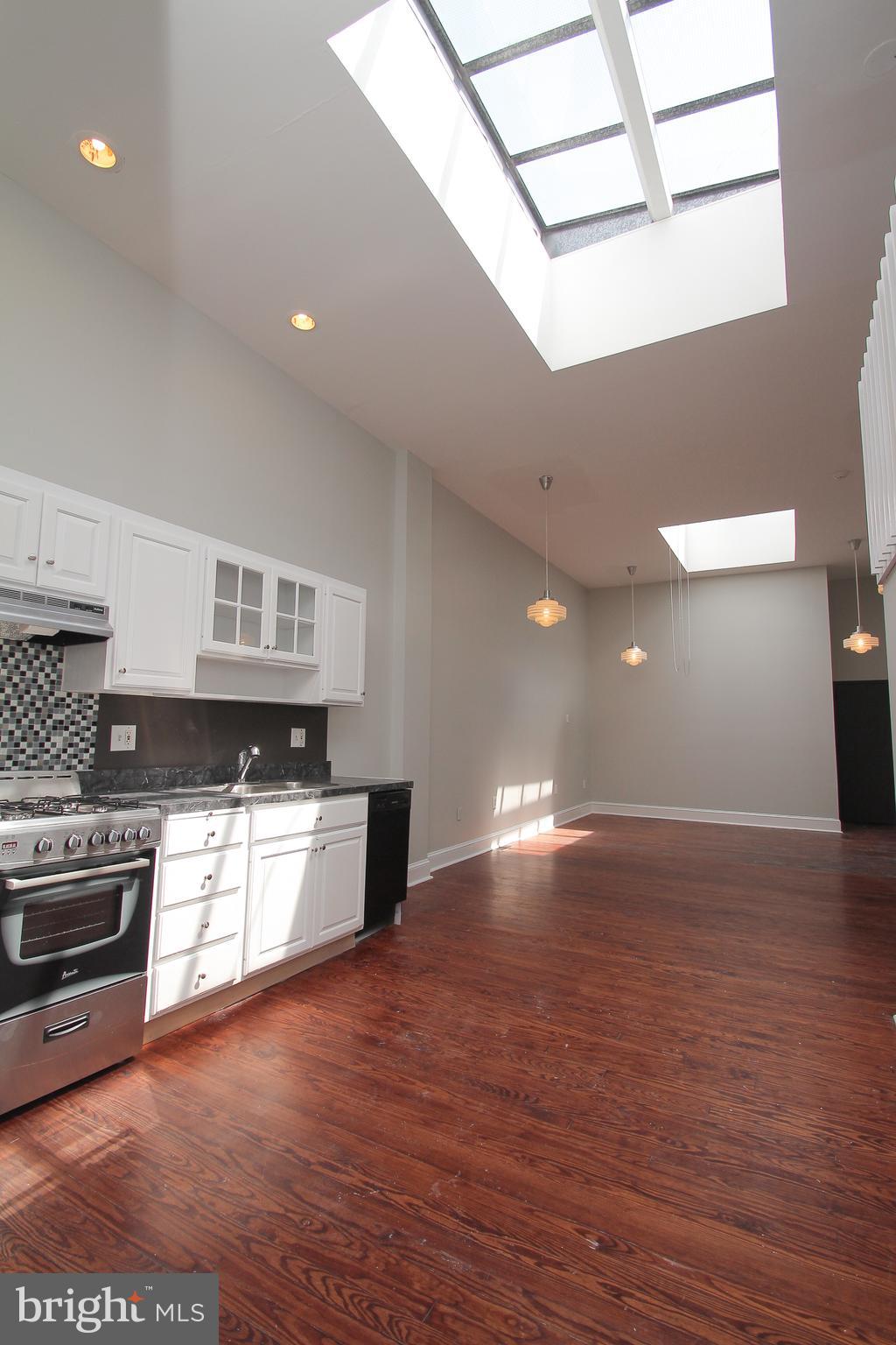 GRADUATE HOSPITAL - Residential Lease