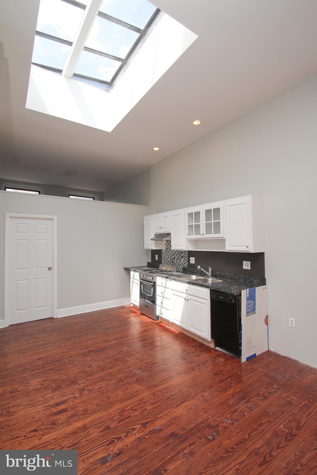 GRADUATE HOSPITAL - Residential Lease