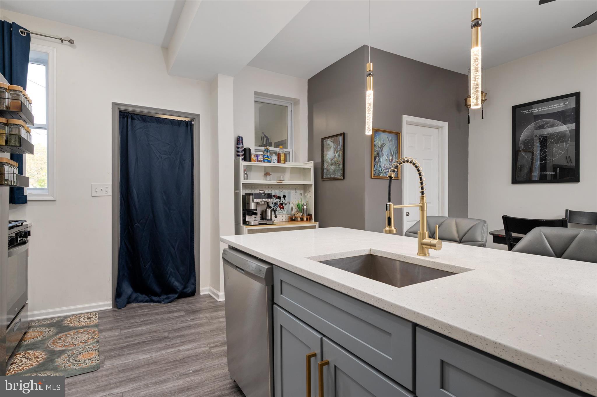 BROOKLYN - Residential