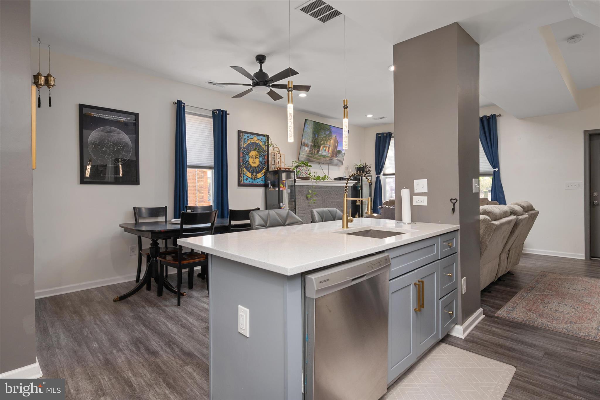 BROOKLYN - Residential