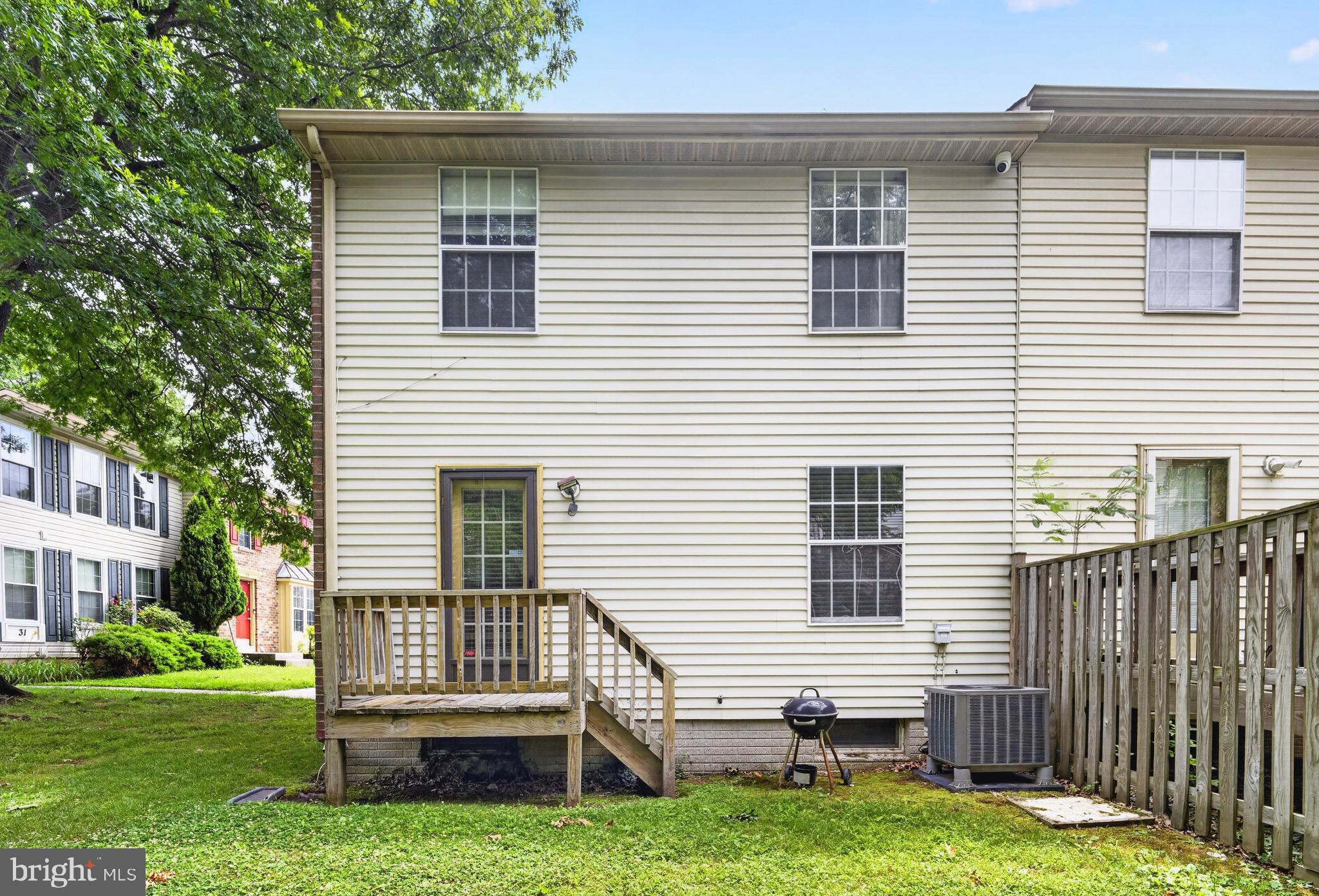 14 SPIRIT LANE