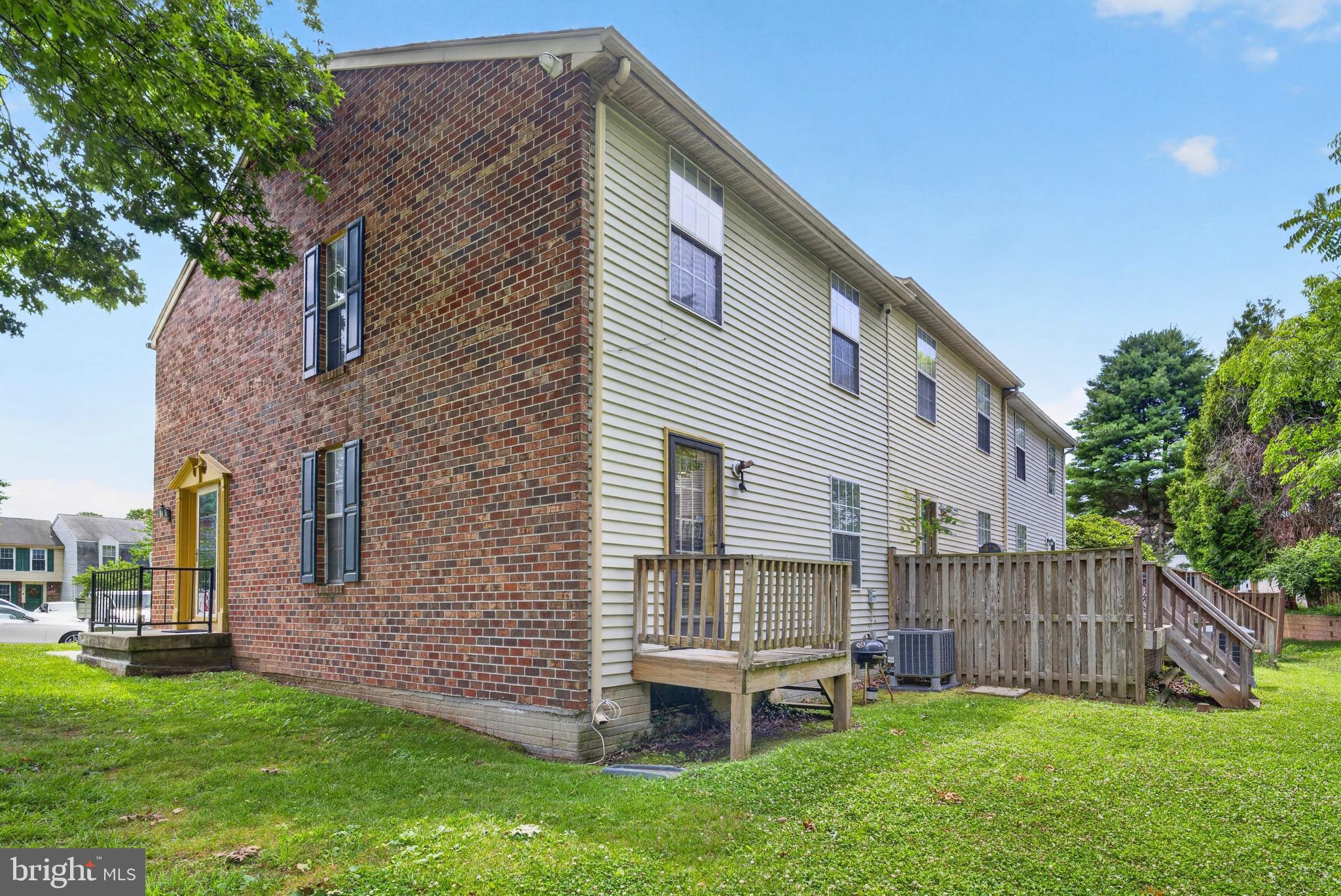 14 SPIRIT LANE