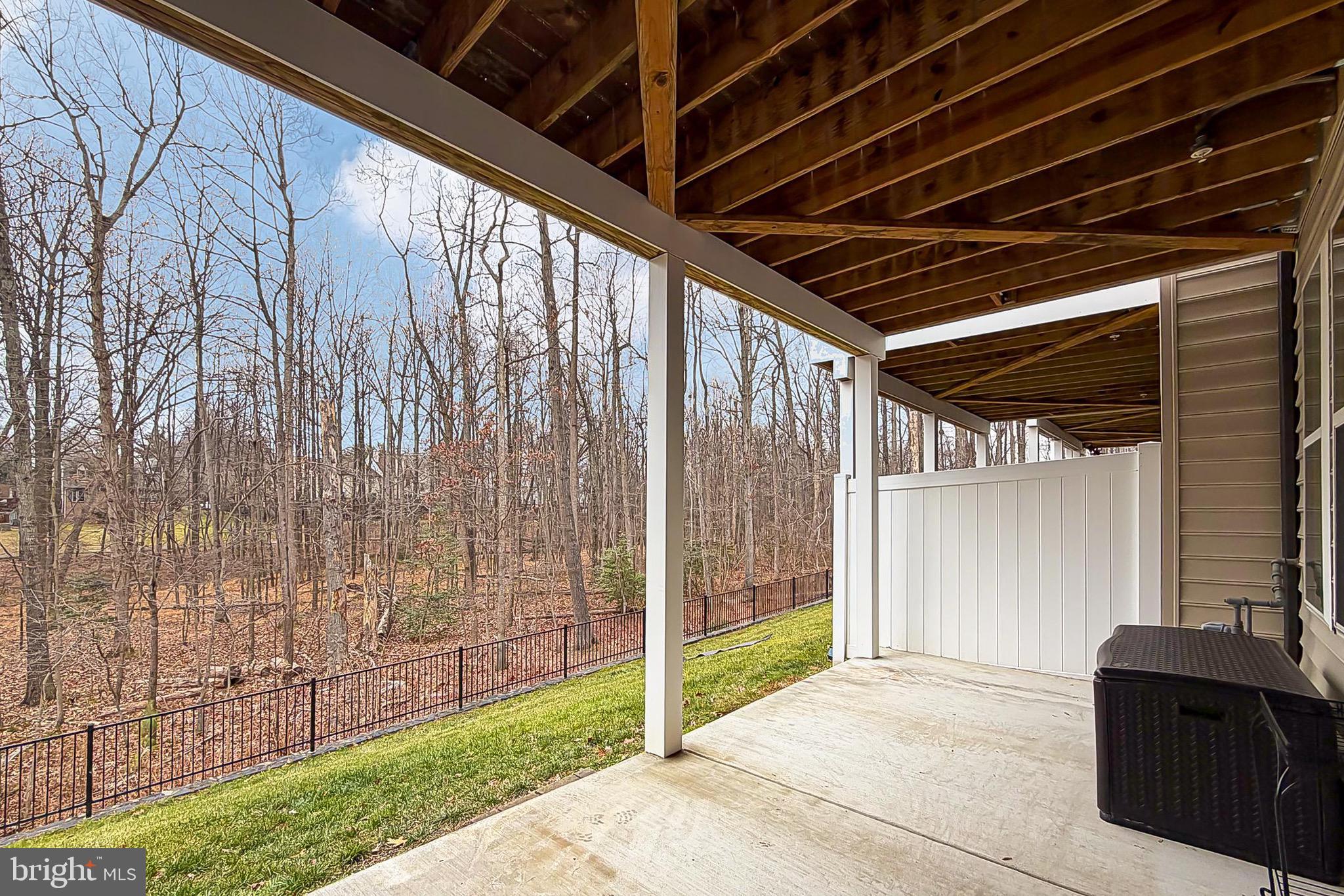 THE TOWNS AT PENDER OAKS - Residential