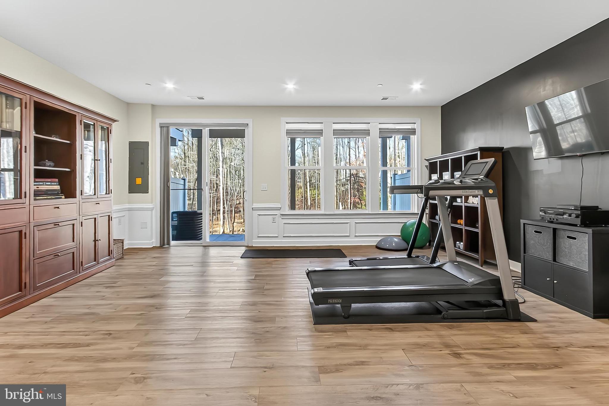 THE TOWNS AT PENDER OAKS - Residential