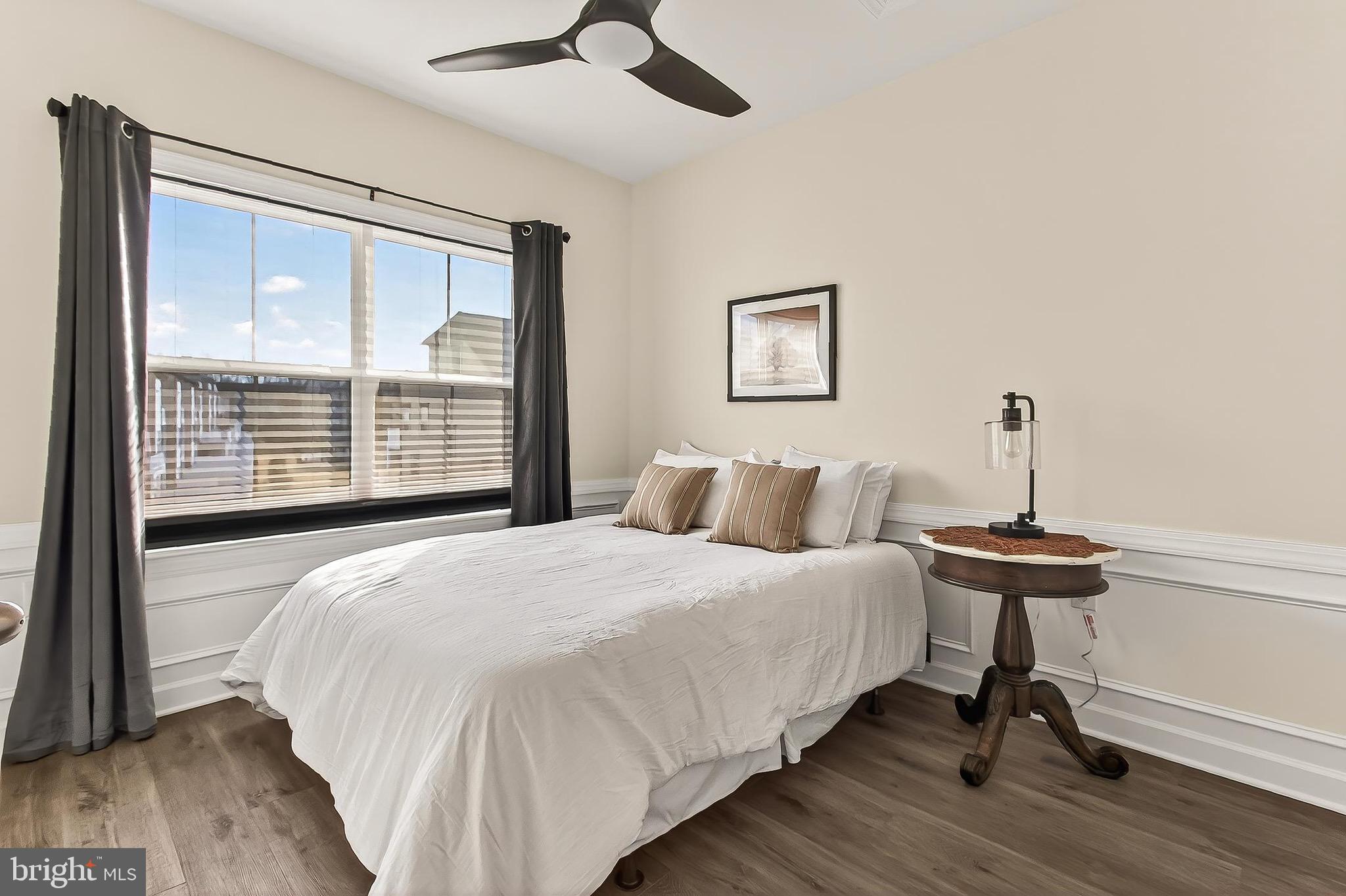 THE TOWNS AT PENDER OAKS - Residential