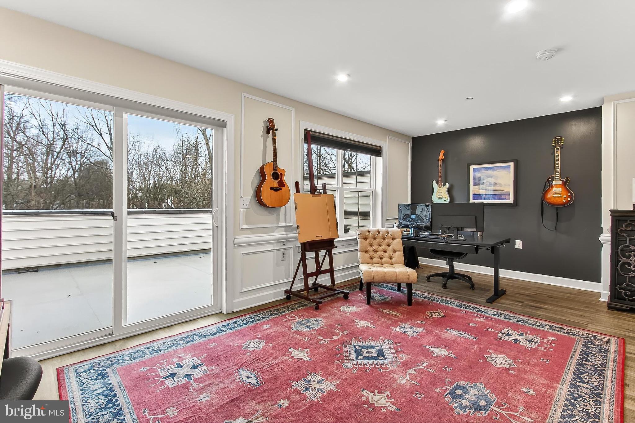 THE TOWNS AT PENDER OAKS - Residential