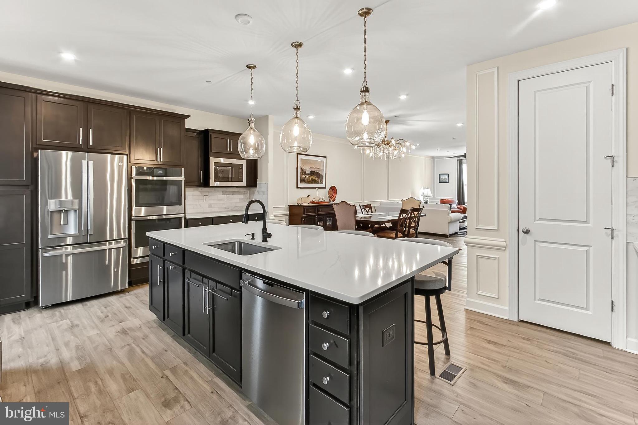 THE TOWNS AT PENDER OAKS - Residential