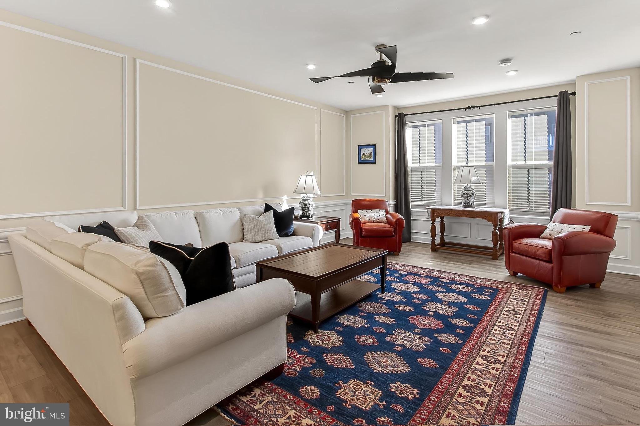 THE TOWNS AT PENDER OAKS - Residential