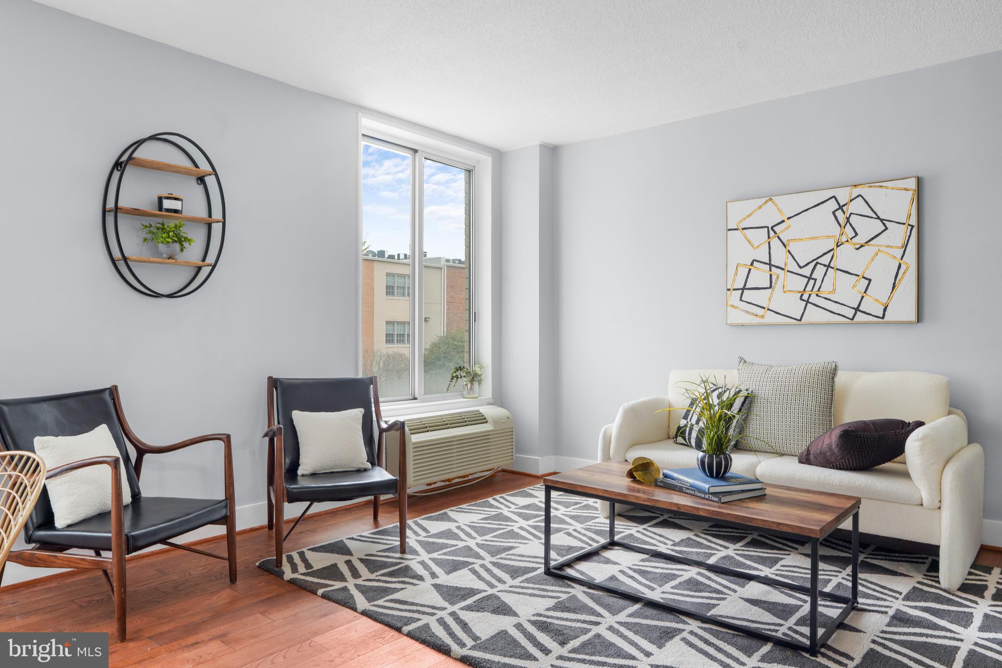 1800 R STREET NW 206