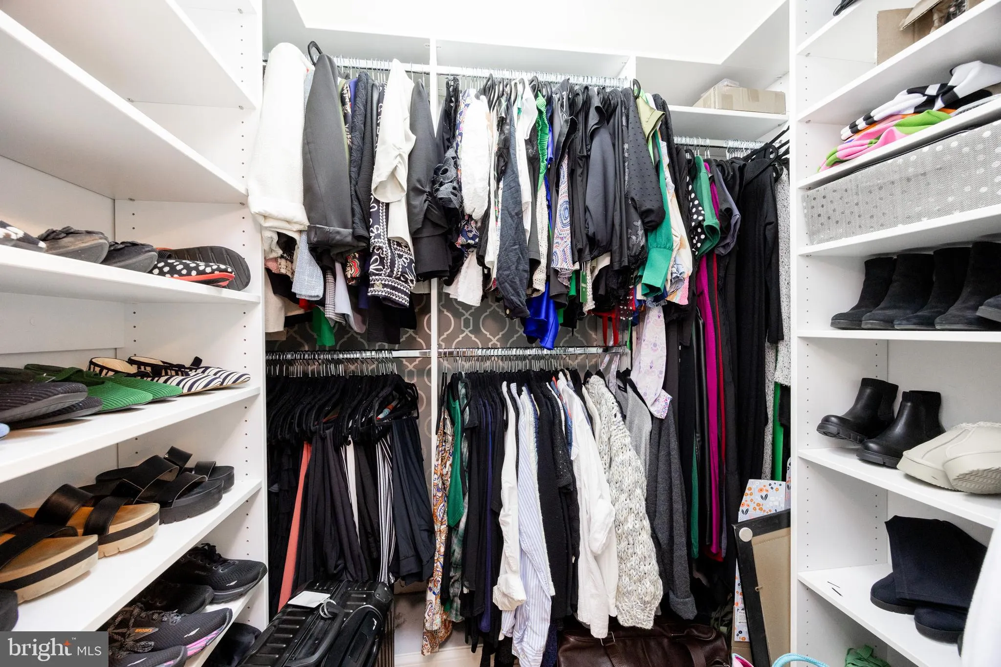 Wayne, Pennsylvania 19087, United States, 3 Bedrooms Bedrooms, ,3 BathroomsBathrooms,Residential,Active,223652