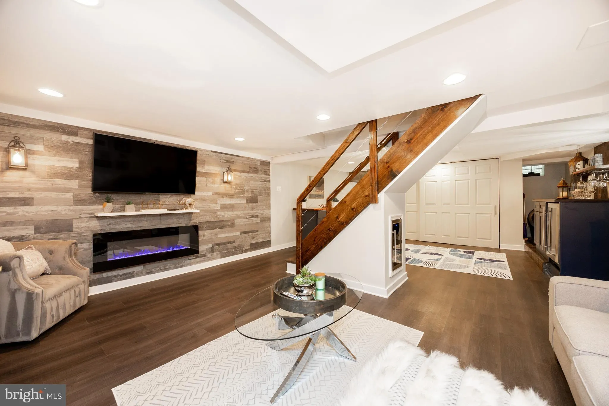 Wayne, Pennsylvania 19087, United States, 3 Bedrooms Bedrooms, ,3 BathroomsBathrooms,Residential,Active,223652