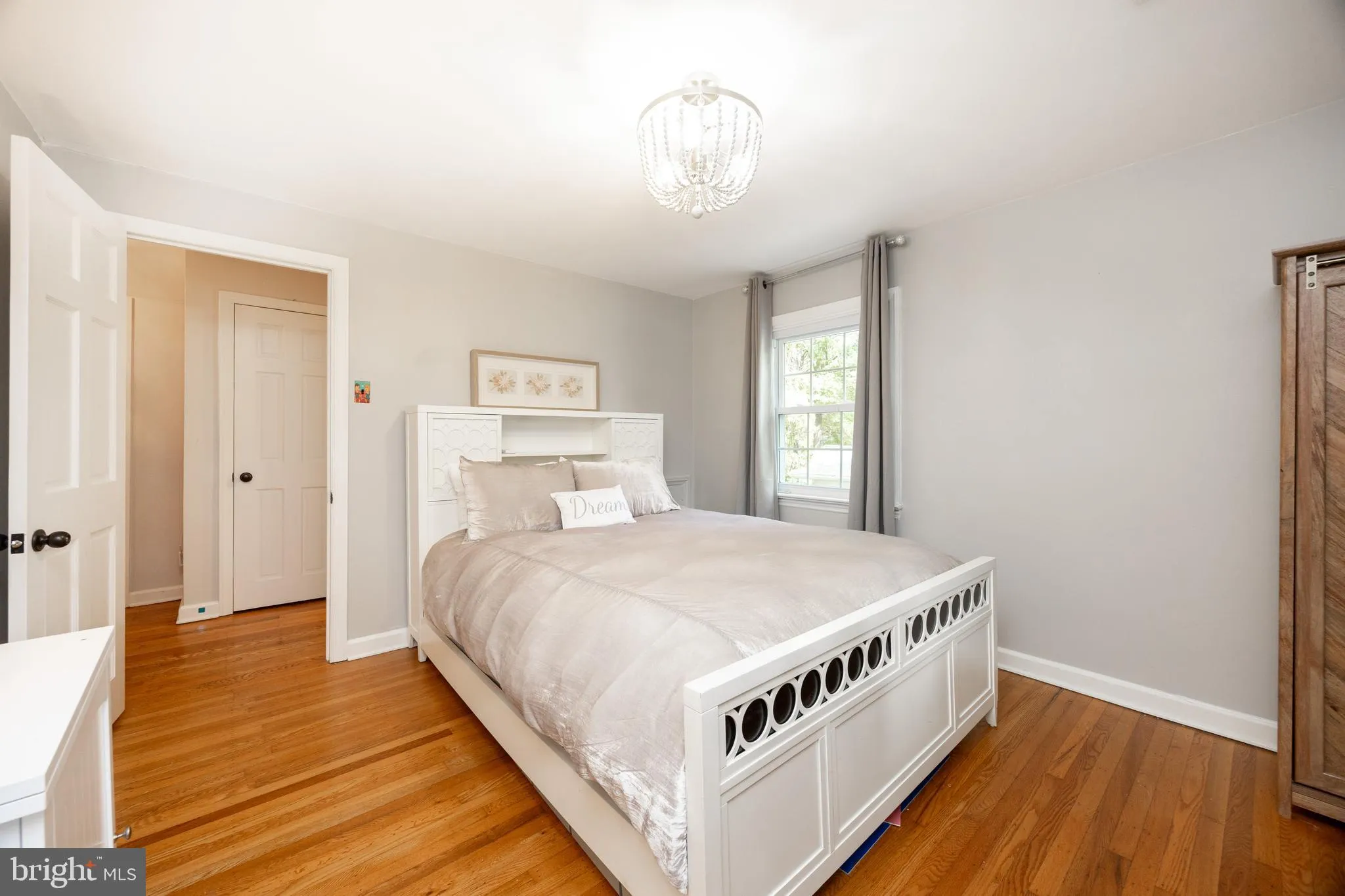 Wayne, Pennsylvania 19087, United States, 3 Bedrooms Bedrooms, ,3 BathroomsBathrooms,Residential,Active,223652