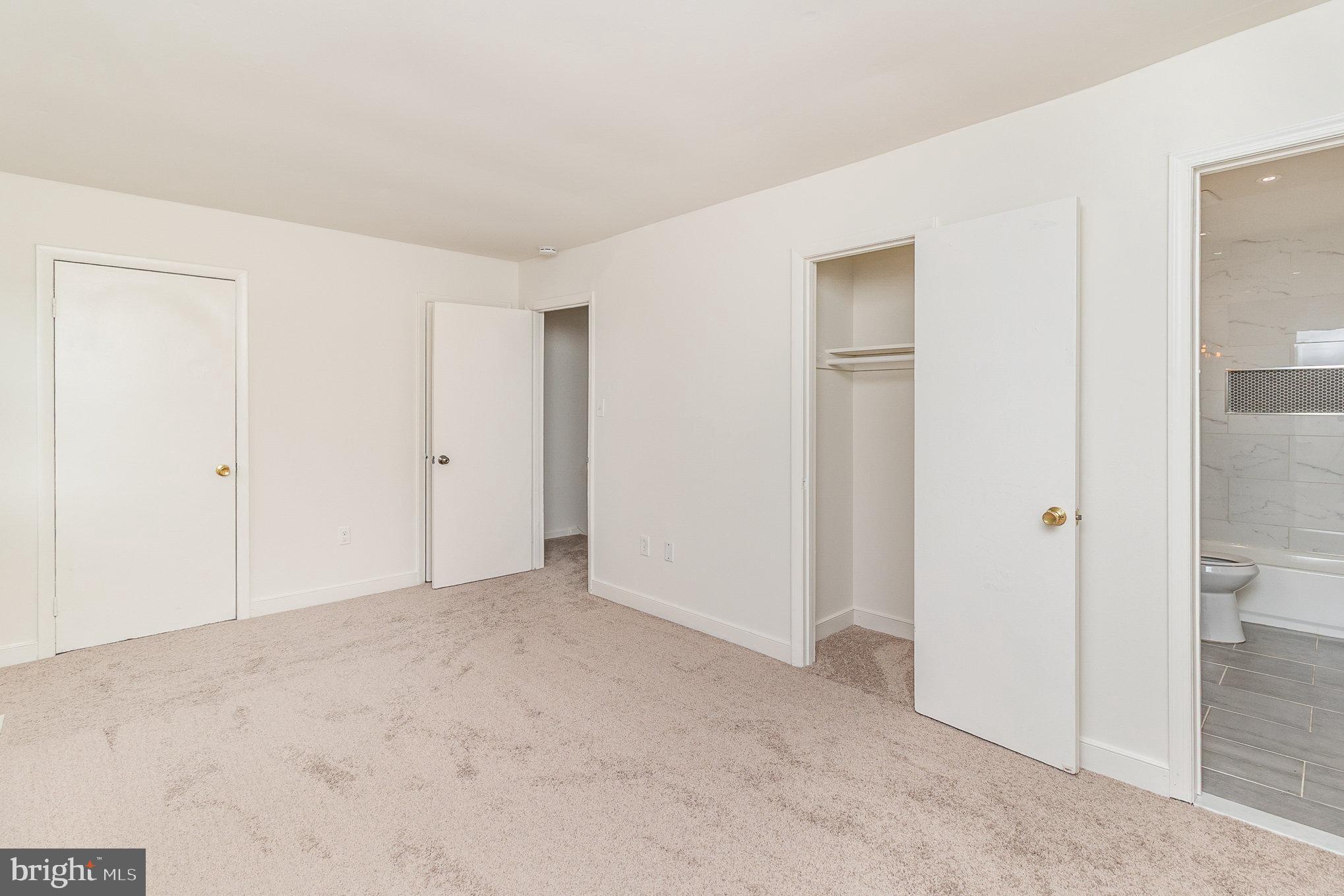 WILLIAMSTOWN - Residential