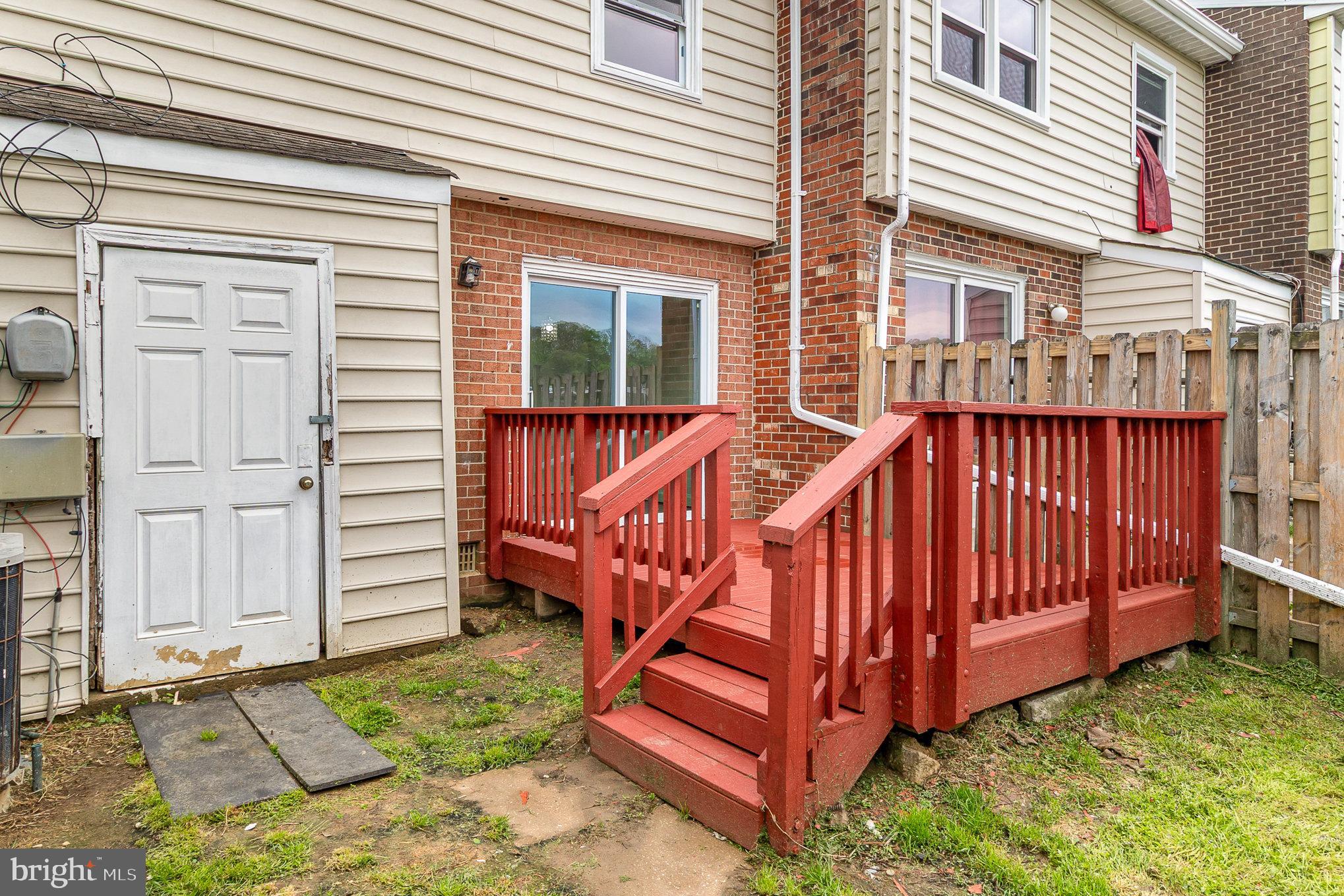 WILLIAMSTOWN - Residential