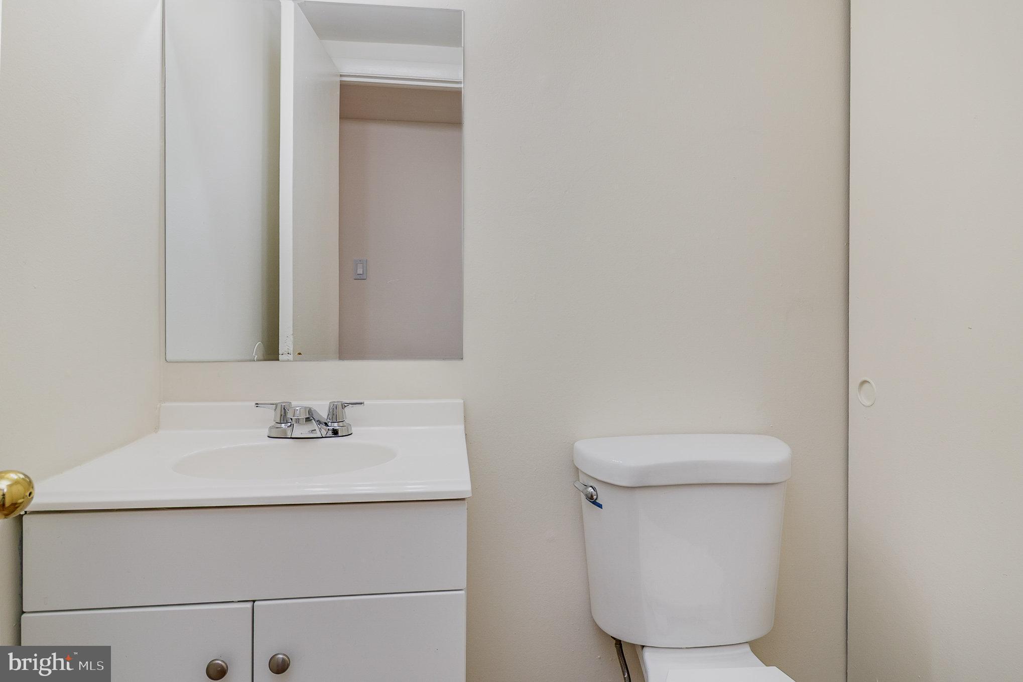 WILLIAMSTOWN - Residential