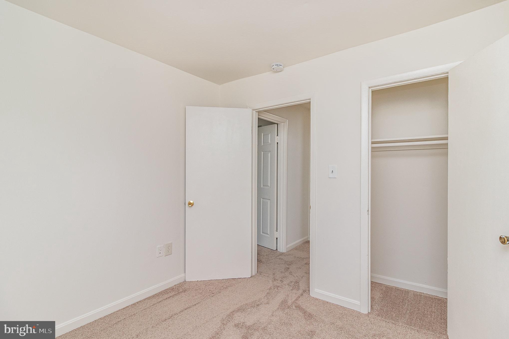 WILLIAMSTOWN - Residential