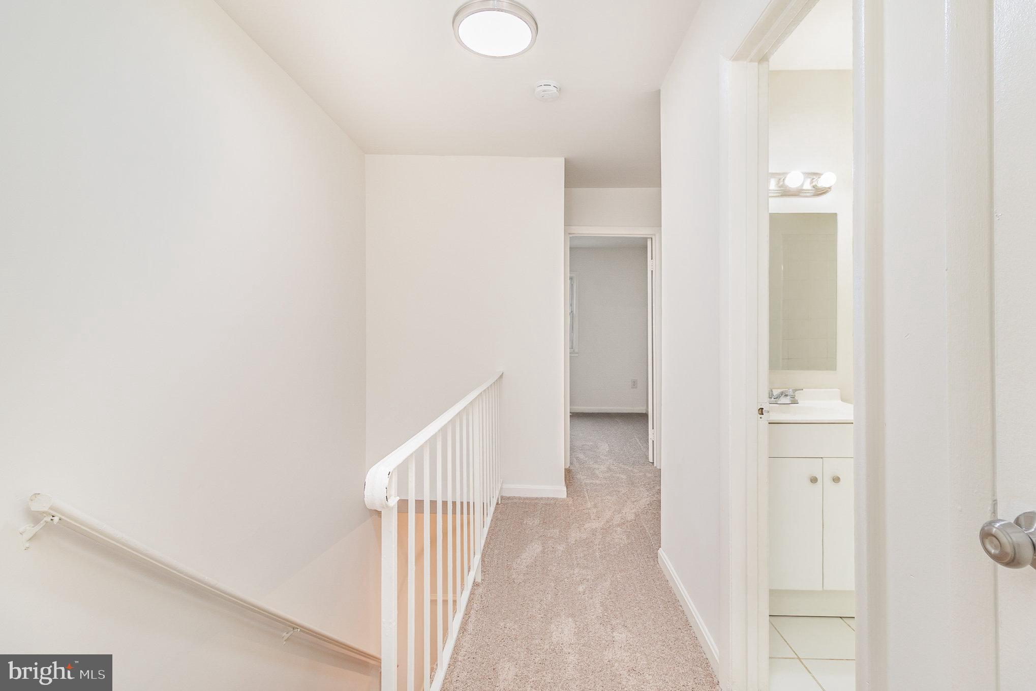 WILLIAMSTOWN - Residential