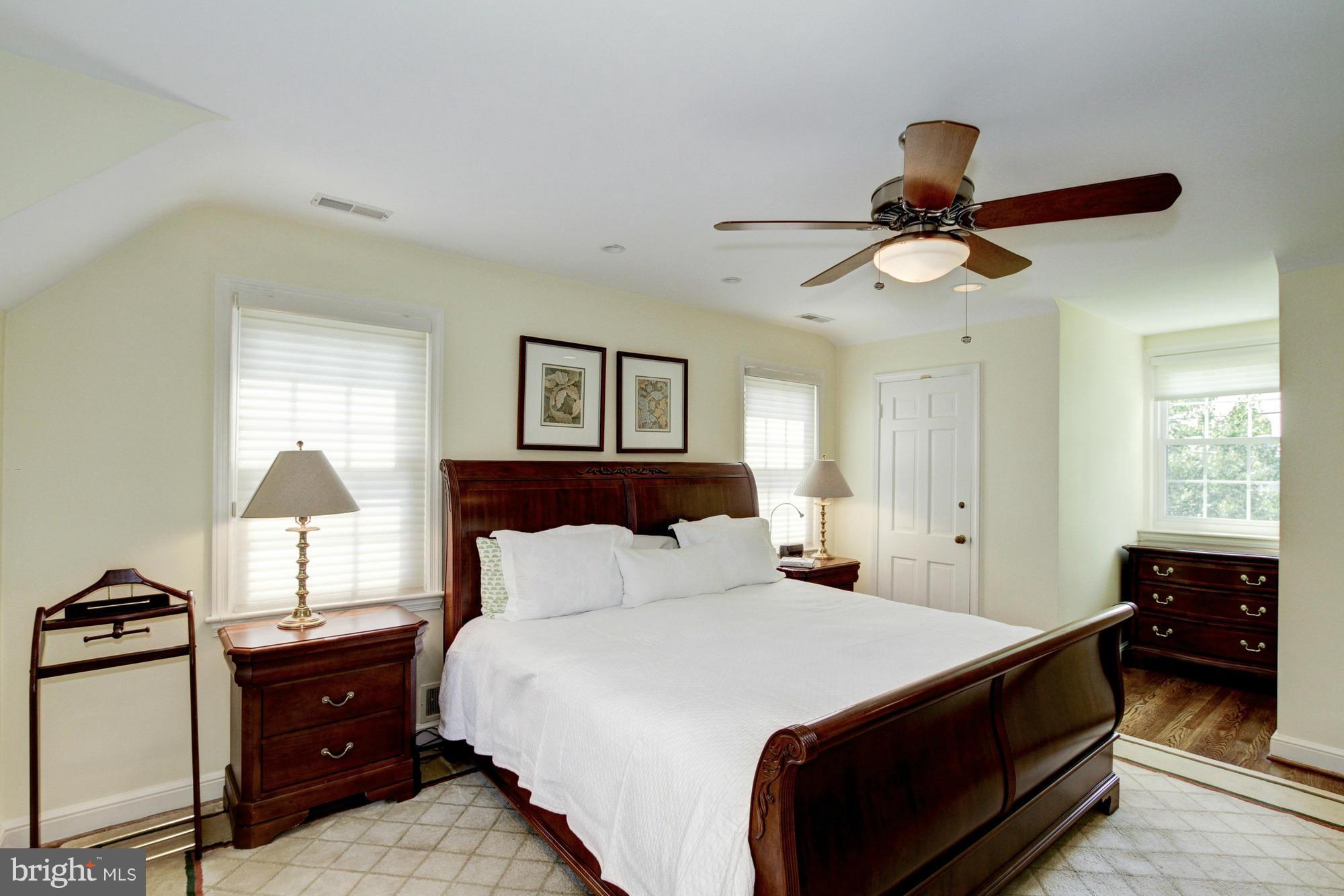 CHEVY CHASE - Residential