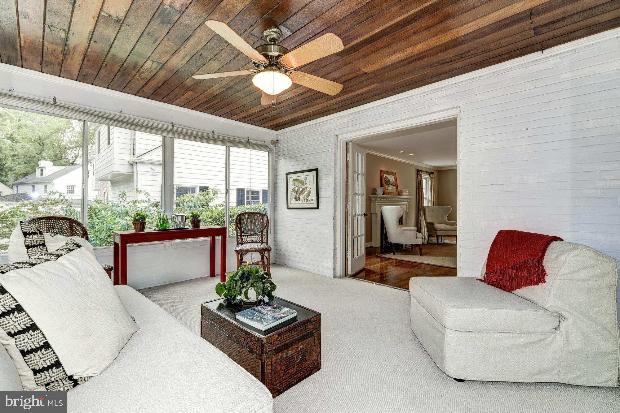 CHEVY CHASE - Residential