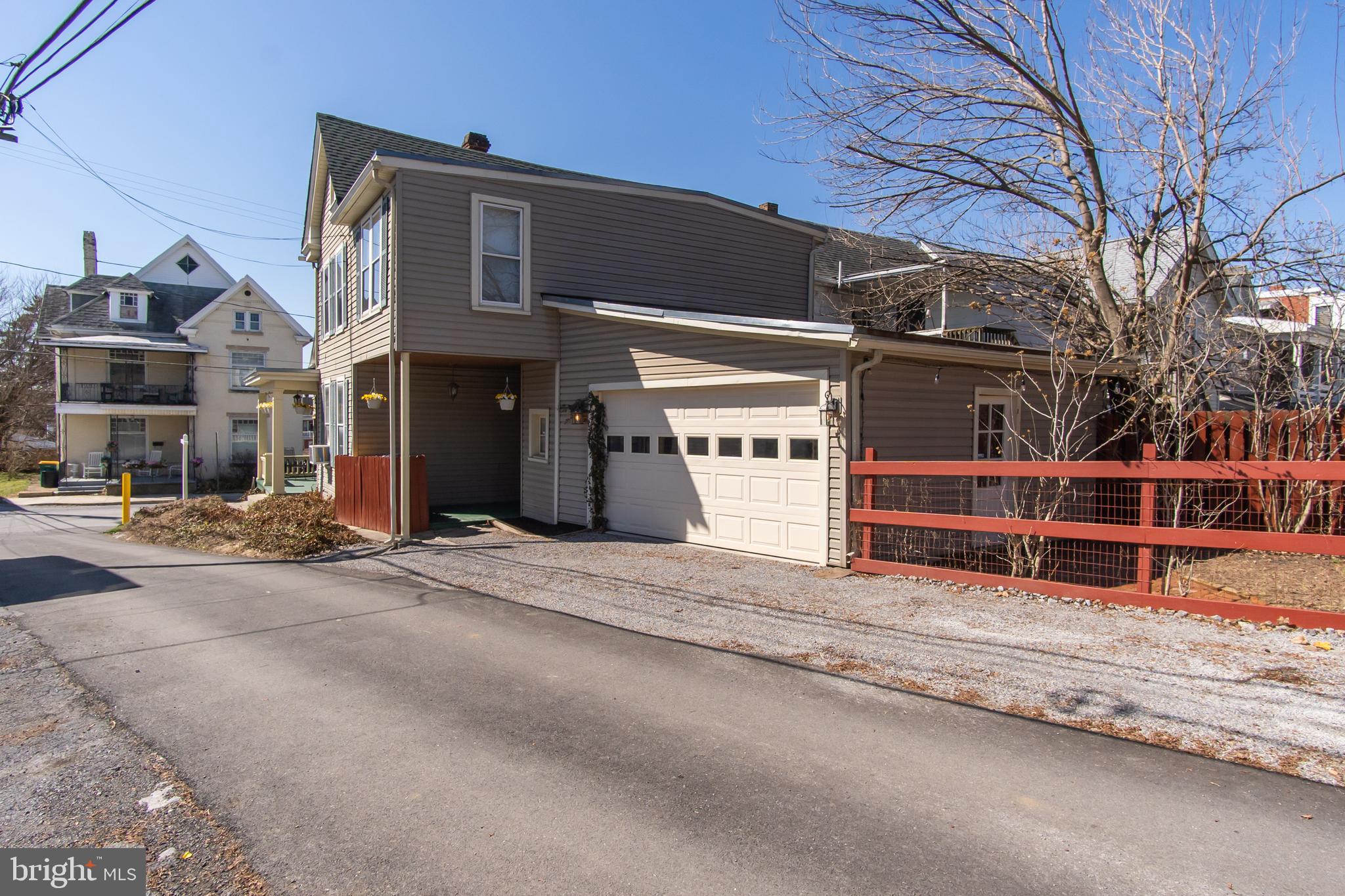 DOWNTOWN WAYNESBORO - Residential