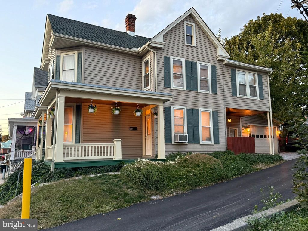 Photo of 115 W Second St, WAYNESBORO, PA 17268 (MLS # PAFL2031438)