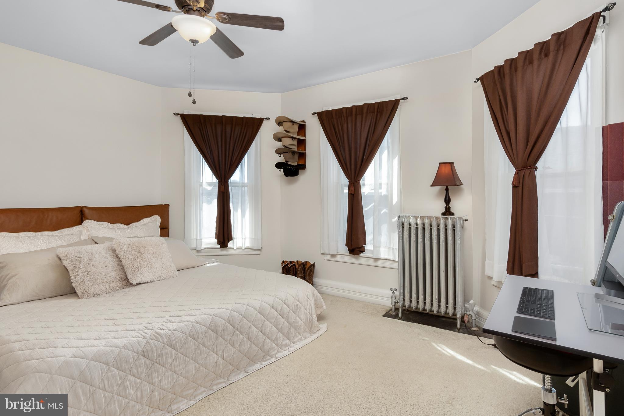 DOWNTOWN WAYNESBORO - Residential