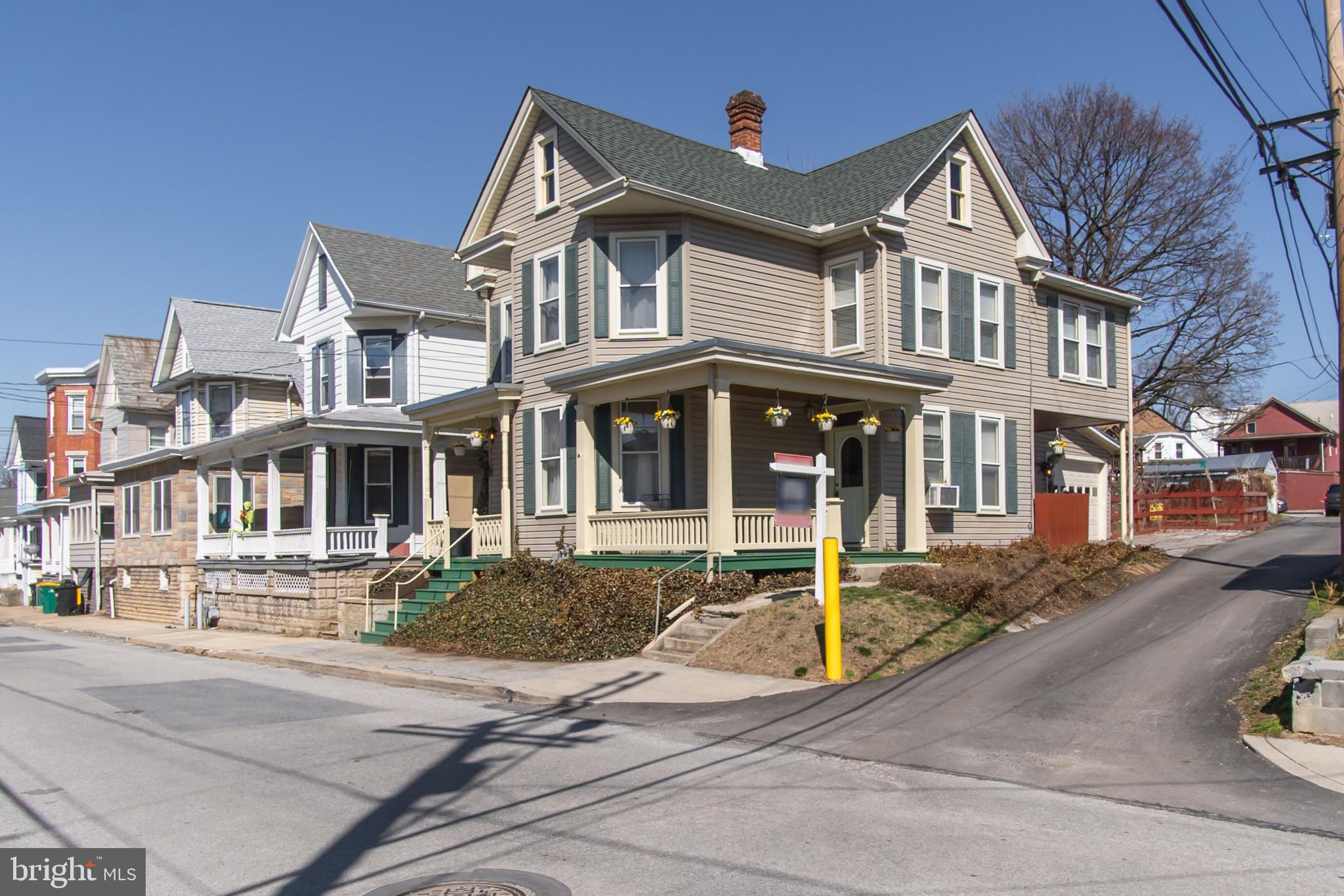 DOWNTOWN WAYNESBORO - Residential