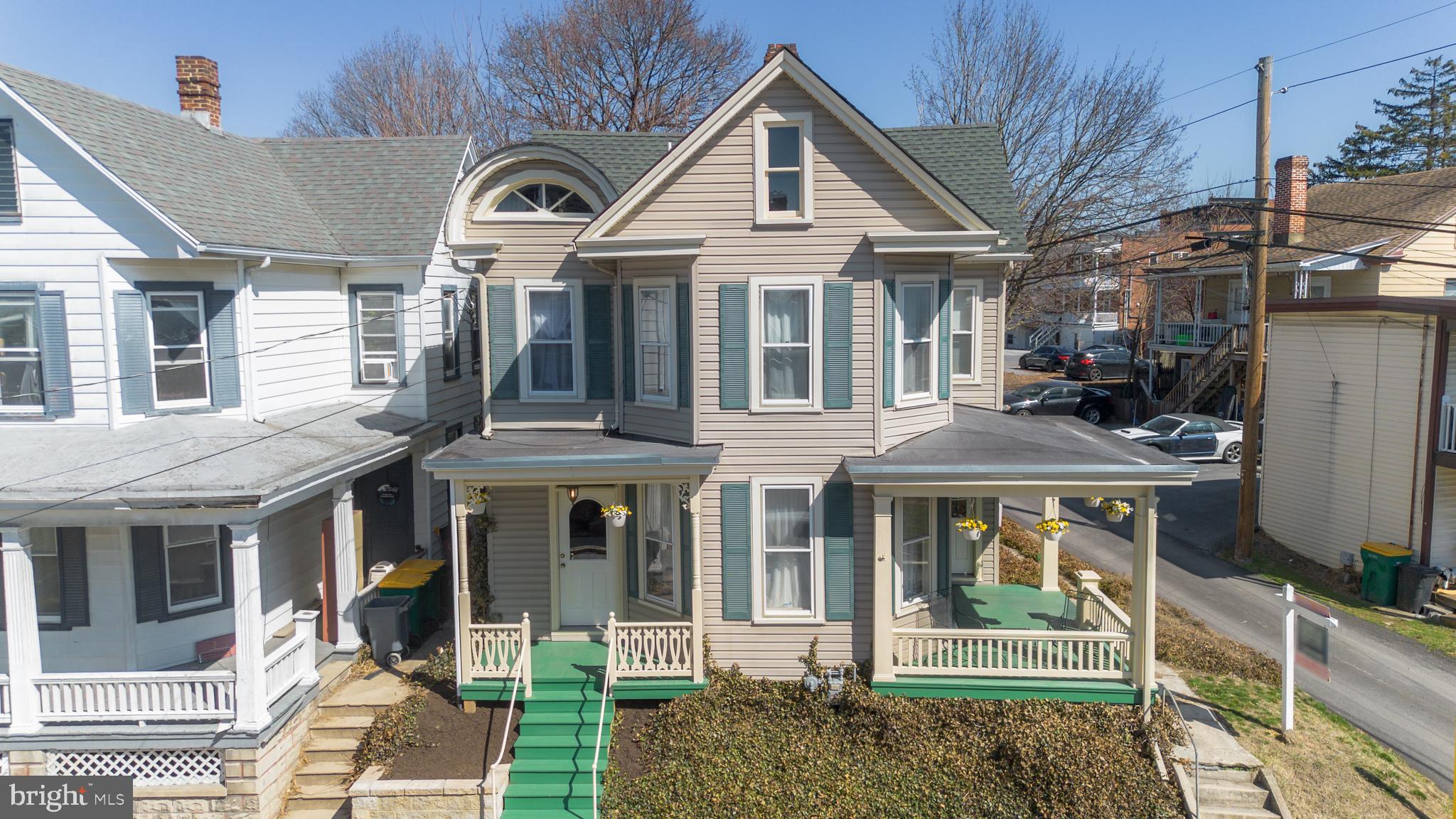 DOWNTOWN WAYNESBORO - Residential