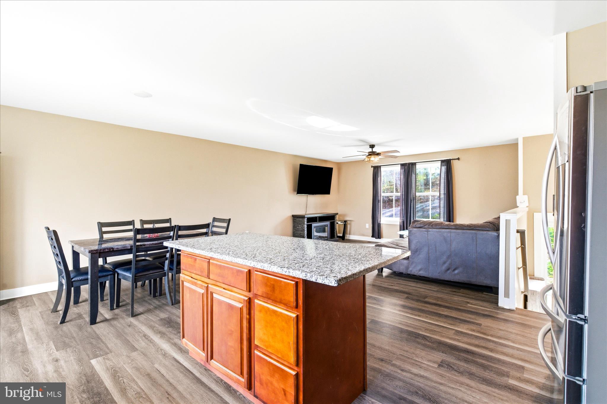 FAIRFIELD / CARROLL VALLEY - Residential