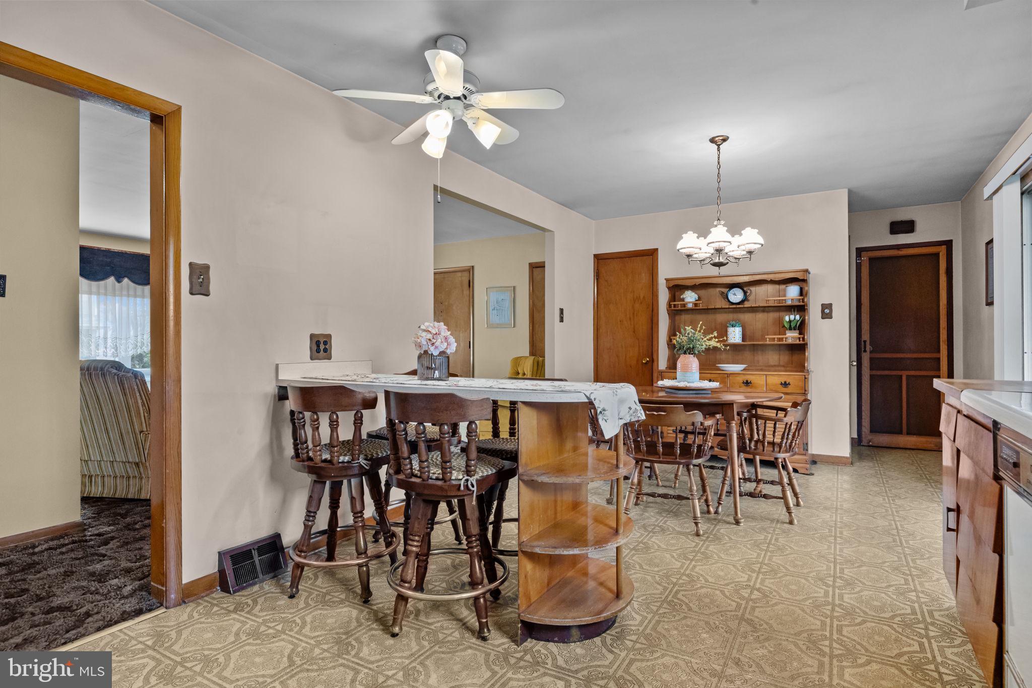 ECHO BEACH - Residential