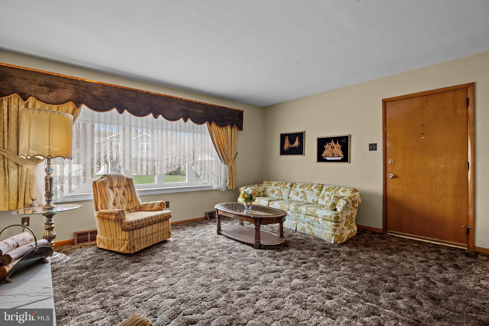 ECHO BEACH - Residential