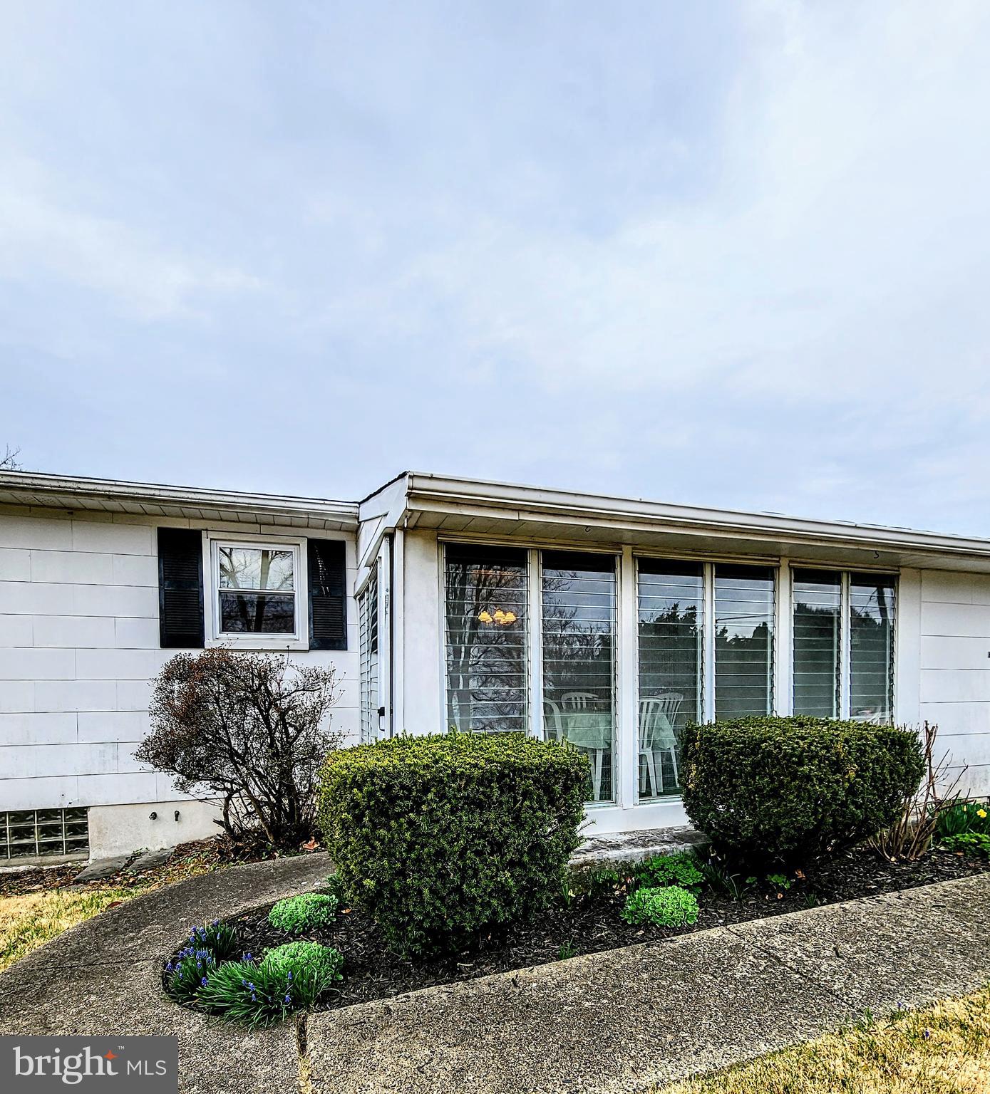 ECHO BEACH - Residential