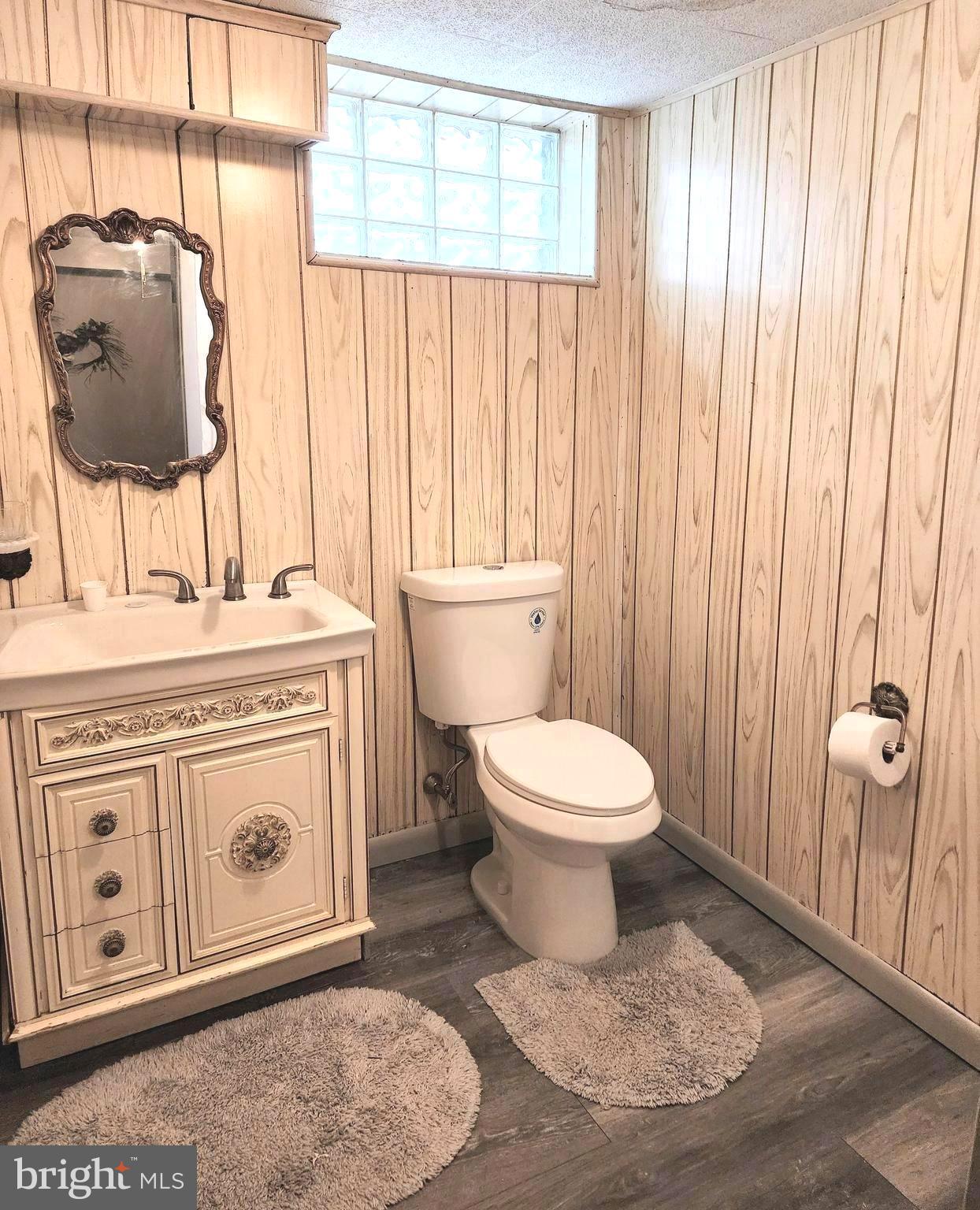 ECHO BEACH - Residential