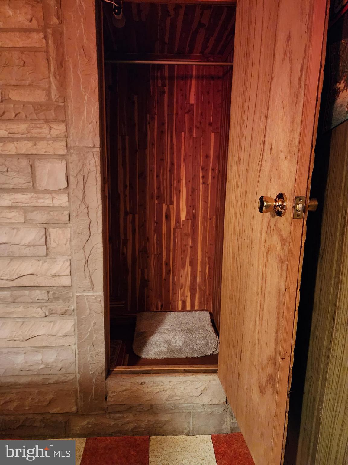 ECHO BEACH - Residential