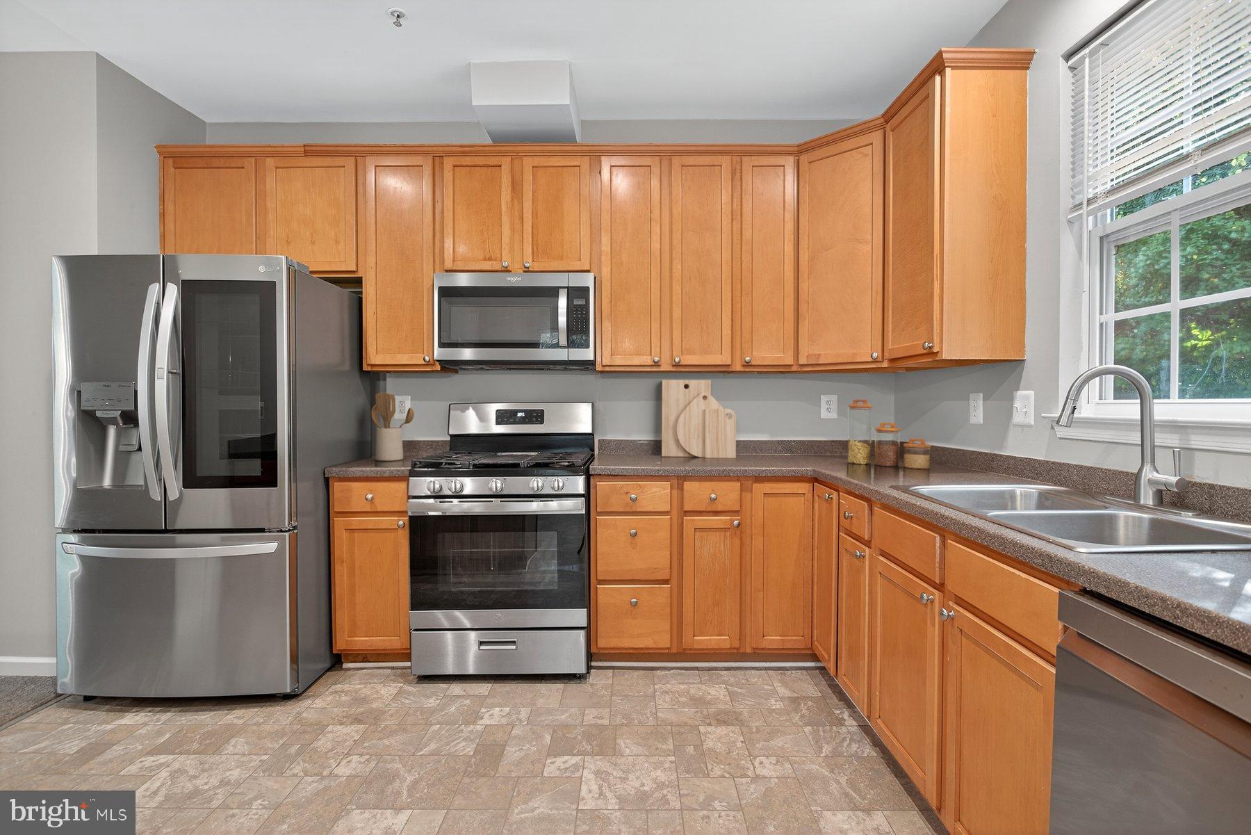 WATERS EDGE - Residential Lease