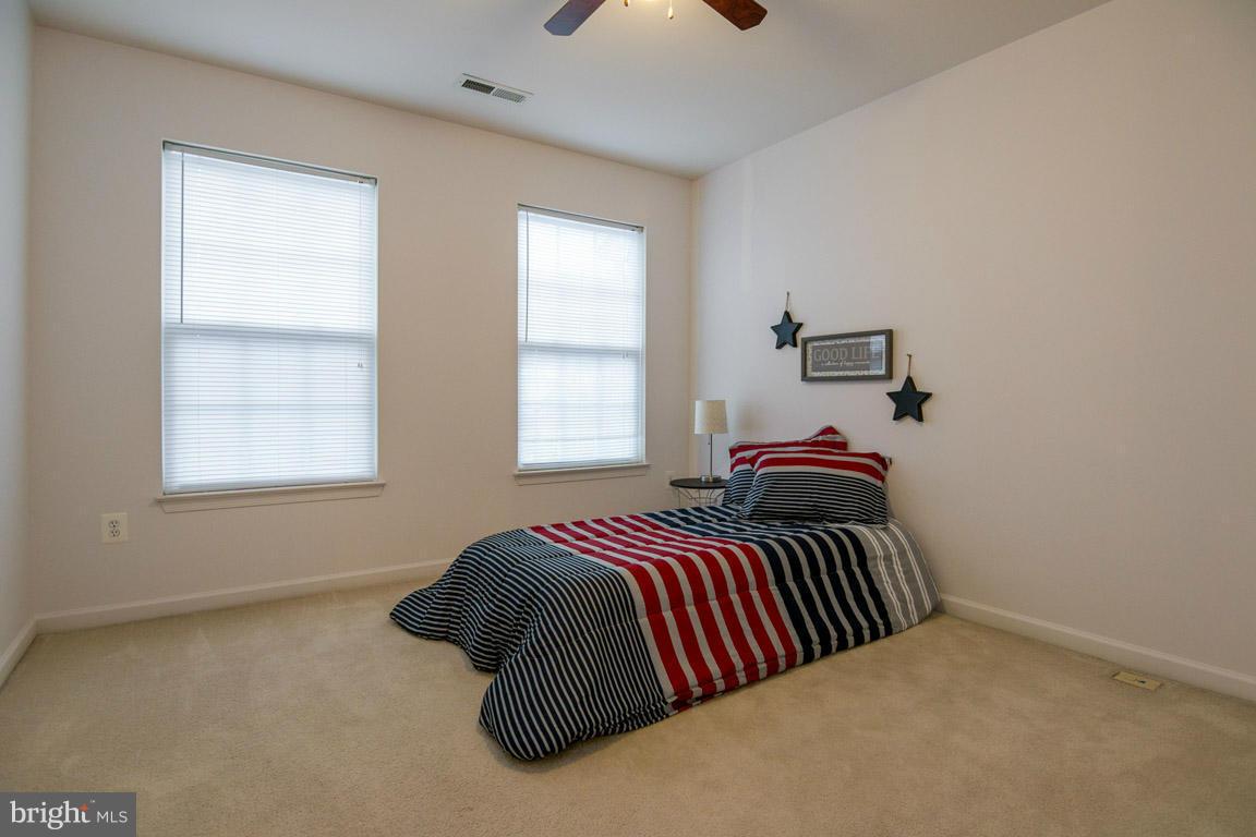 WATERS EDGE - Residential Lease