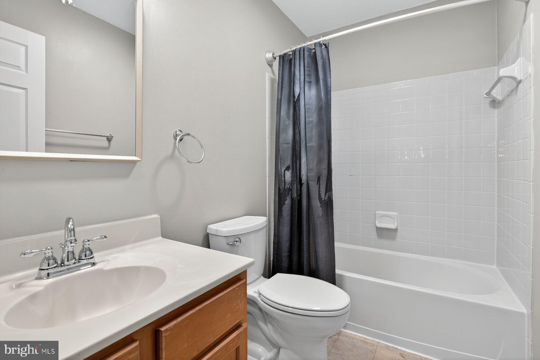 WATERS EDGE - Residential Lease