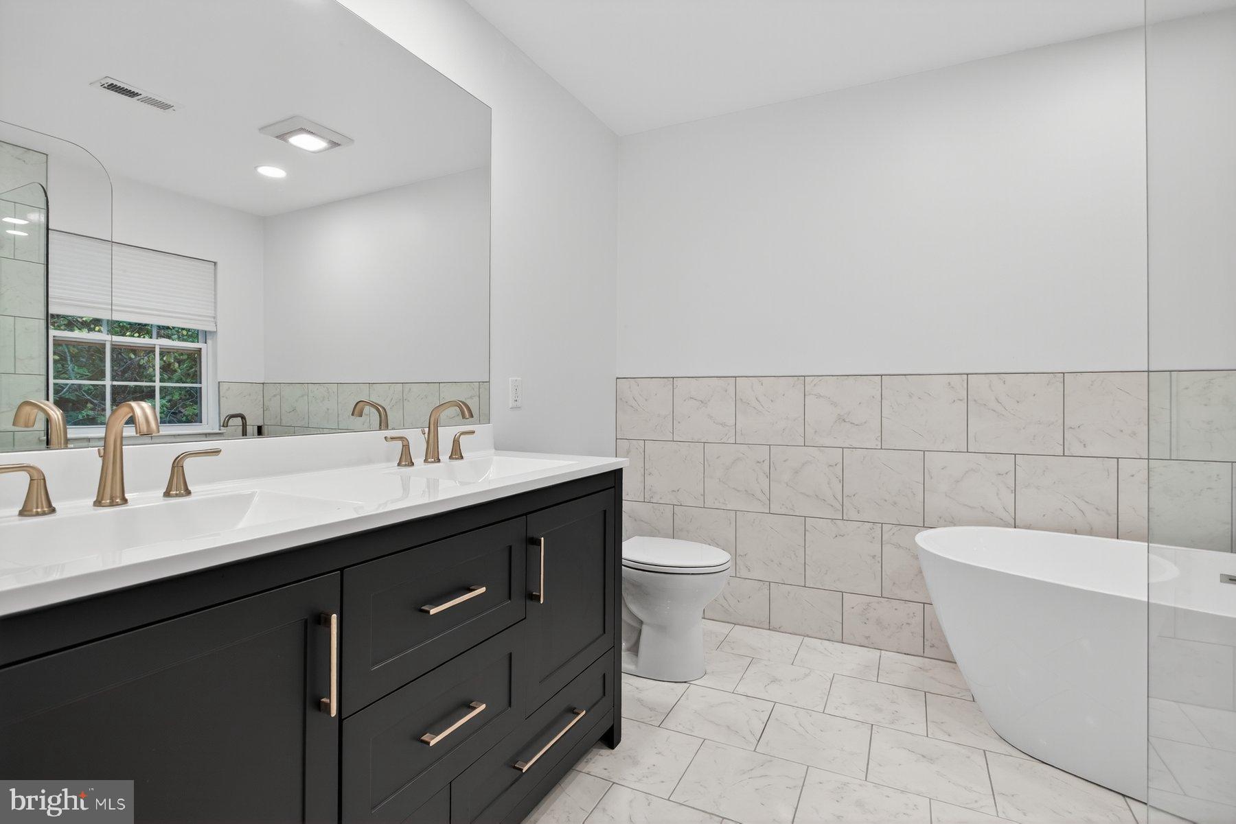 WATERS EDGE - Residential Lease