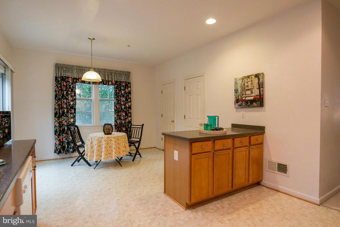 WATERS EDGE - Residential Lease