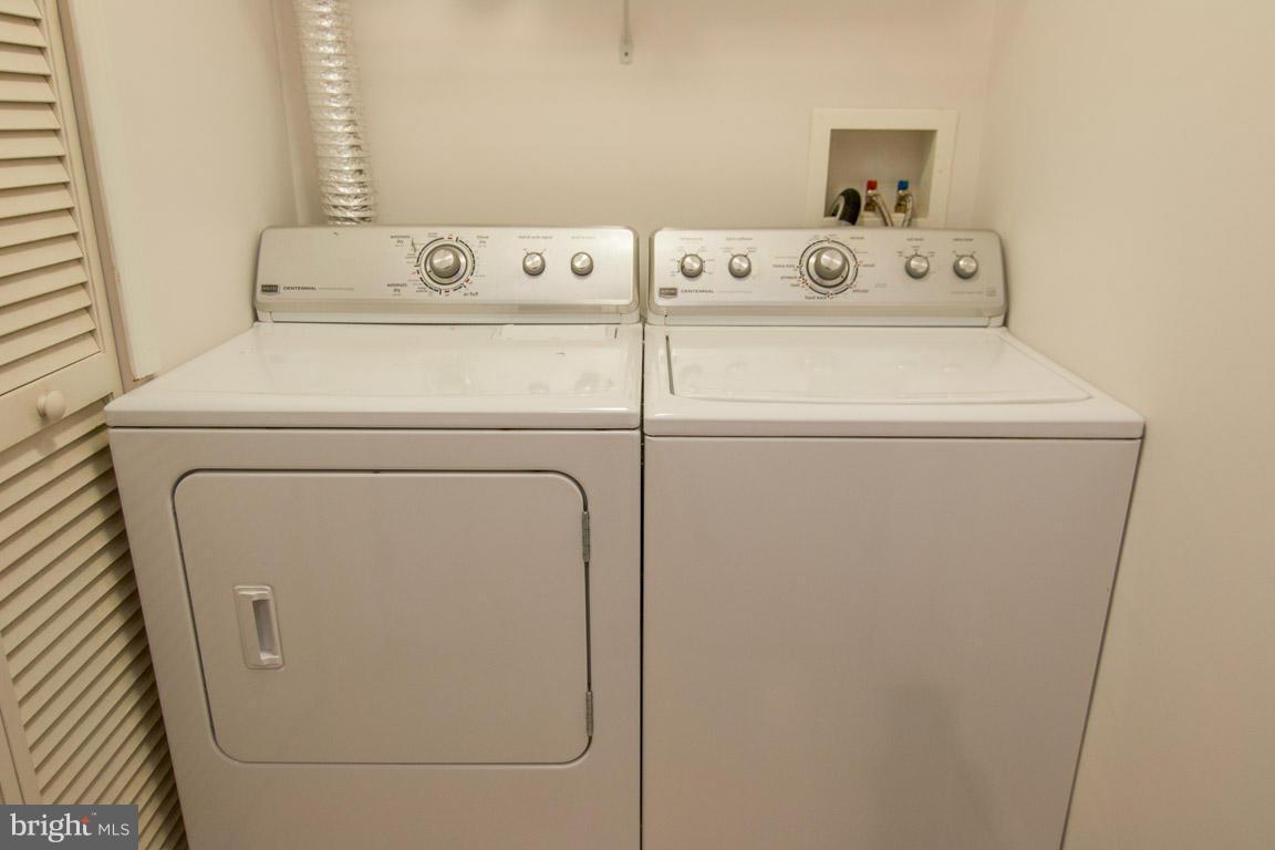 WATERS EDGE - Residential Lease