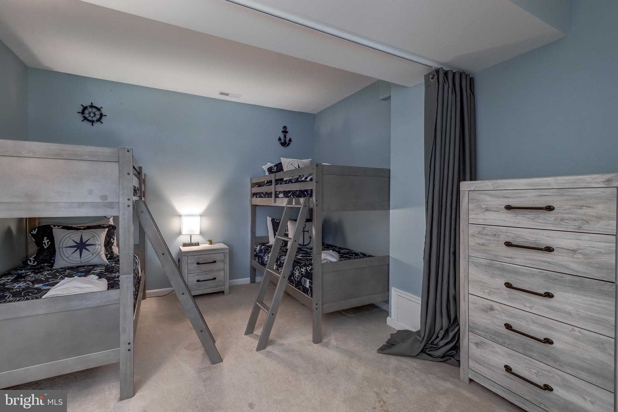 WYNDEMERE - Residential