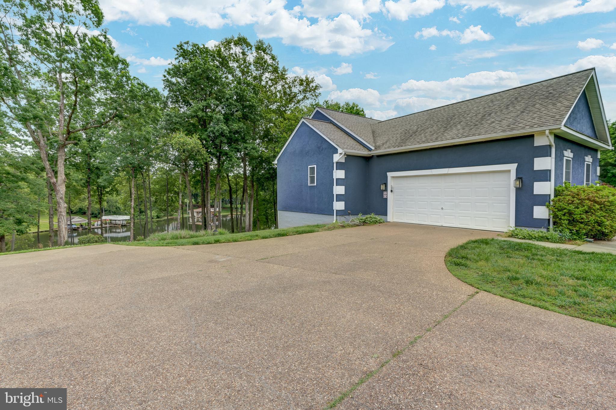 WYNDEMERE - Residential